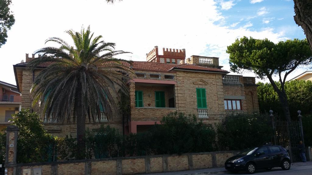 Appartamento Esmeralda Торторето Экстерьер фото